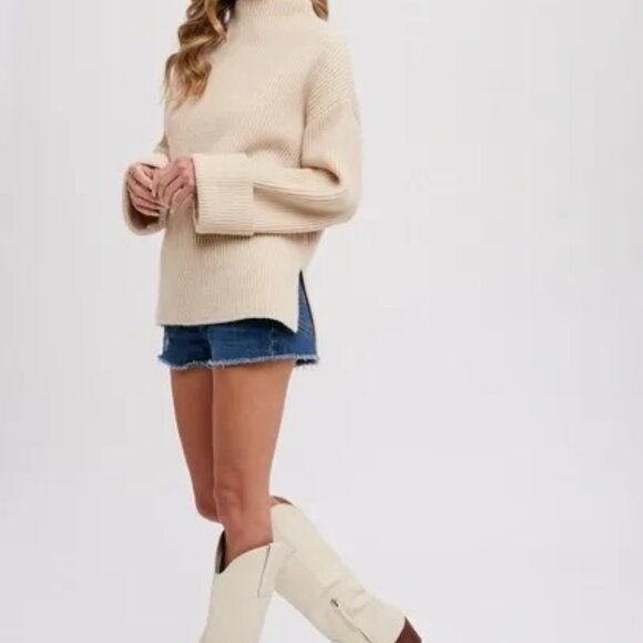 S/M REMAINING!!! Funnel Neck Oversized Pullover - Picture 3 of 10